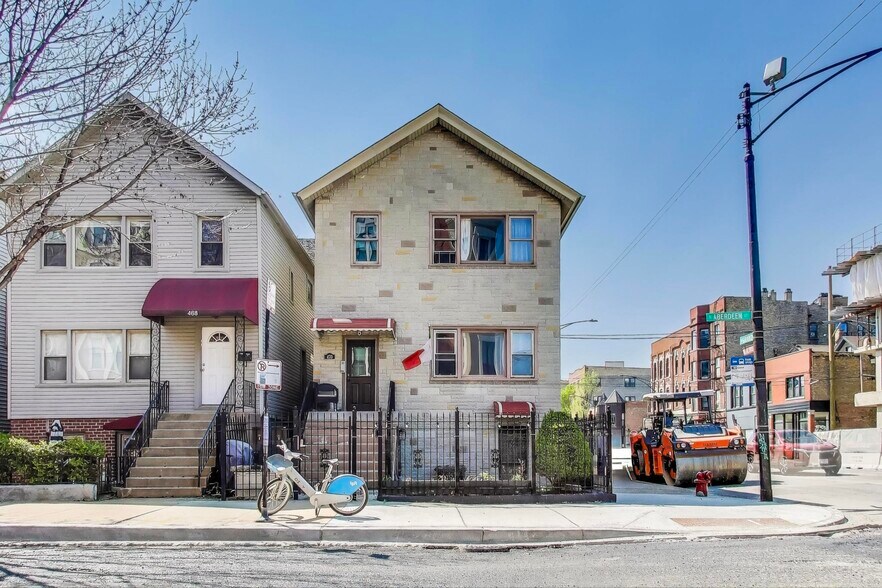 More Photos Of 1103 W Grand Ave, Chicago Apartments For Sale