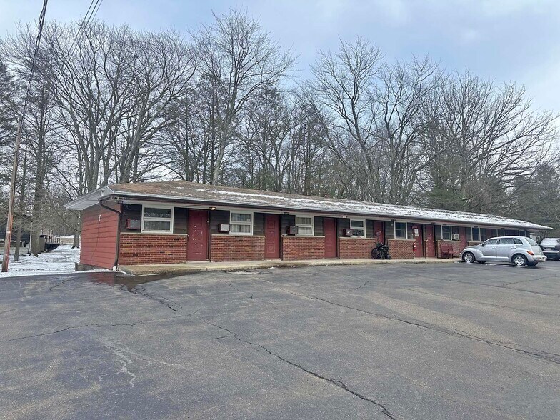 More Photos Of 982 W Center St, Sheppton Bar For Sale