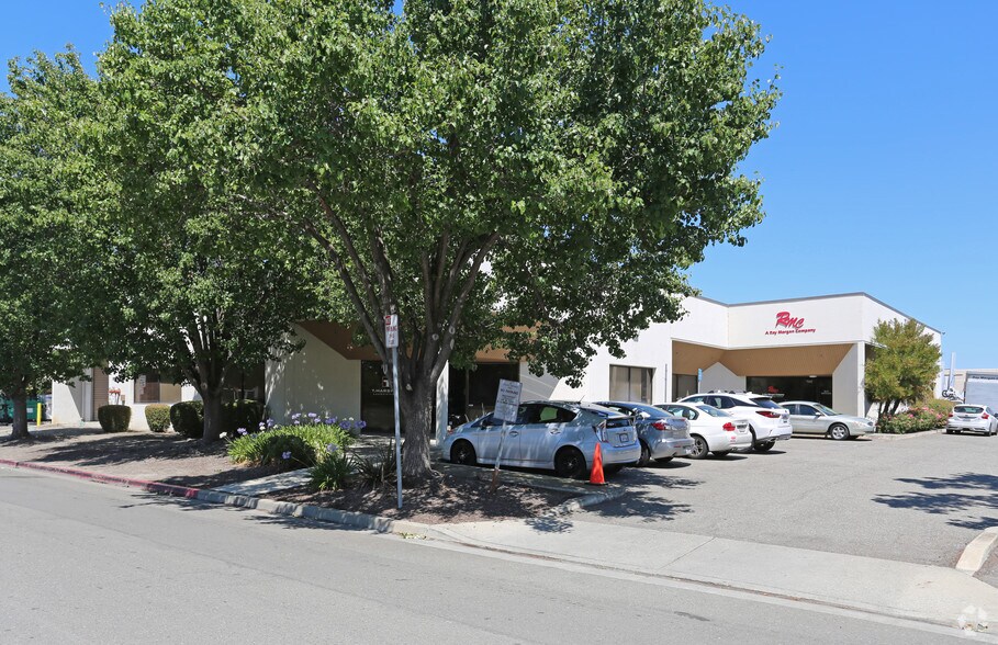Primary Photo Of 7042 Commerce Cir, Pleasanton Research And Development For Lease