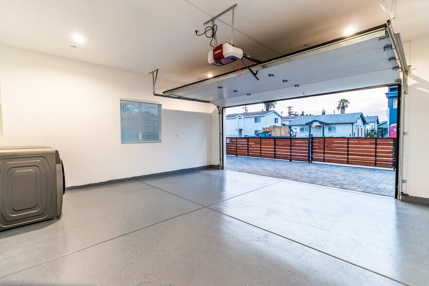 More Photos Of 2150-2154 S West View St, Los Angeles Apartments For Sale