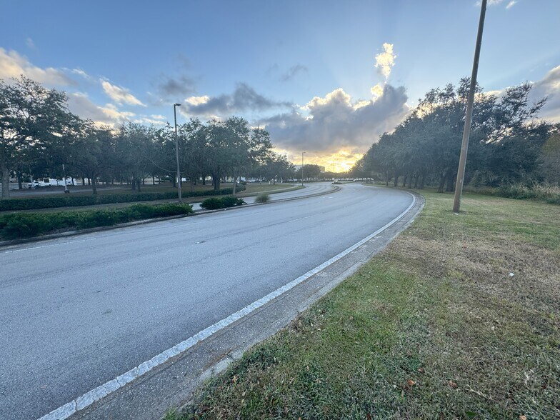 More Photos Of 2501 Oveido Marketplace Blvd, Oviedo Land For Sale