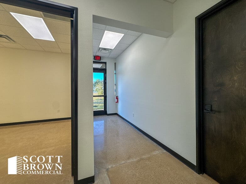 More Photos Of 2411-2421 Fort Worth Dr, Denton Medical For Lease