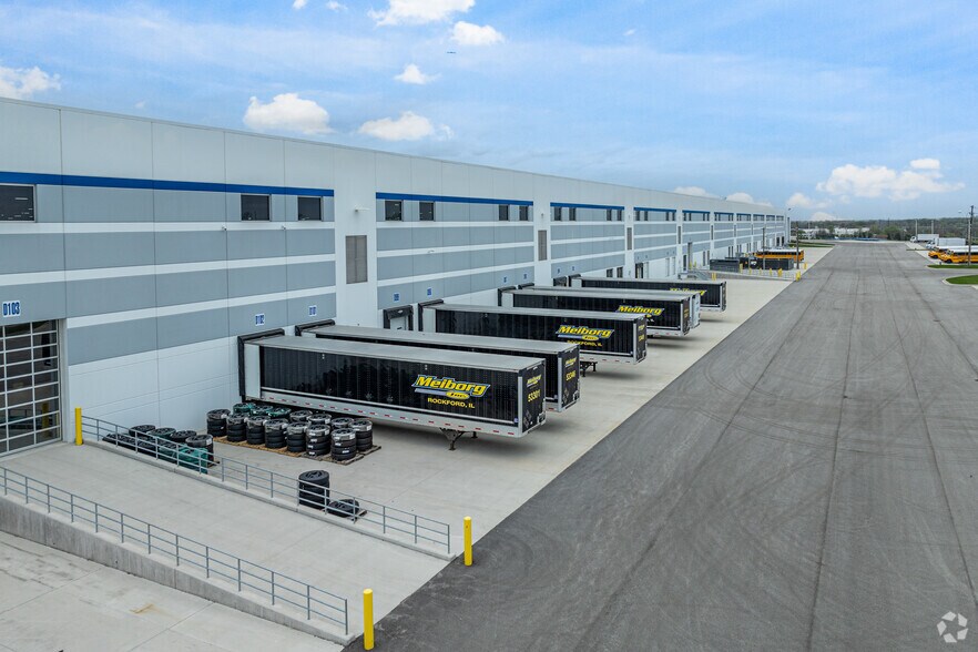 More Photos Of 3835 Youngs Rd, Channahon Manufacturing For Sale