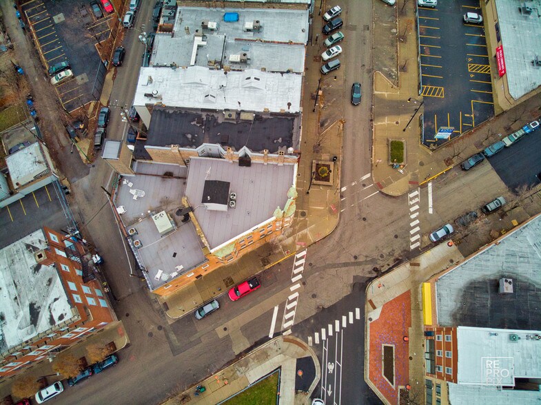 More Photos Of 1870 S Blue Island Ave, Chicago Office For Sale