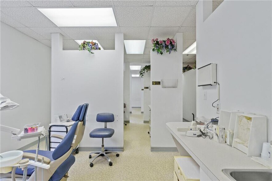 More Photos Of 1637 Mineral Spring Ave, North Providence Medical For Lease