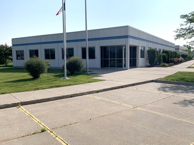 Primary Photo Of 224 S Bell Ave, Ames Office For Lease