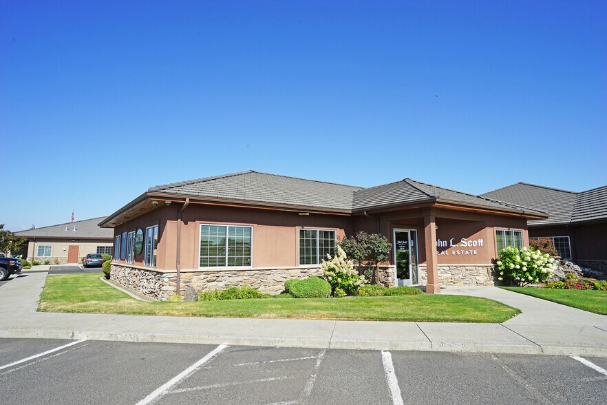 More Photos Of 3907 Creekside Loop, Yakima Office For Lease