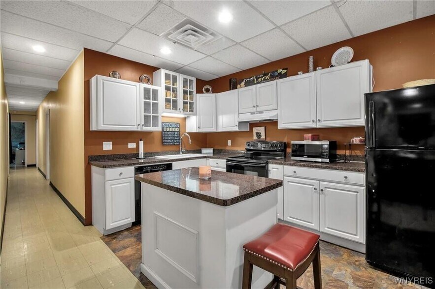 More Photos Of 115 Gold St, Buffalo Religious Facility For Sale