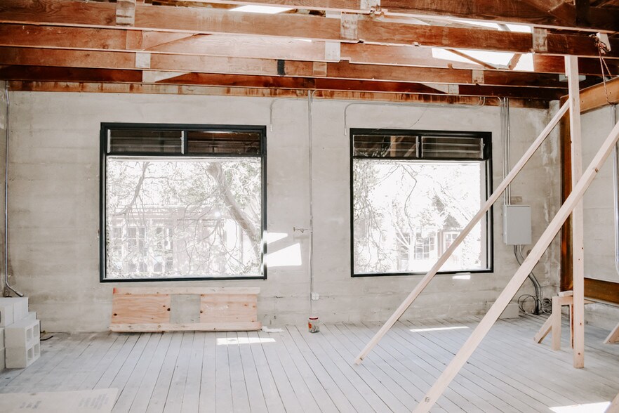 Ocean Ave & NW Mission St, Carmel By The Sea, CA 93921 Retail For