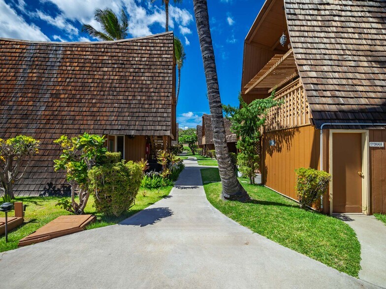 More Photos Of 1300 Kamehameha V Hwy, Kaunakakai Hotel For Sale