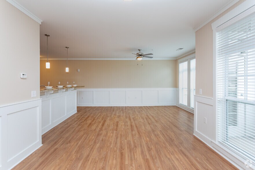 More Photos Of 7205-7215 Wrightsville Ave, Wilmington Apartments For Lease