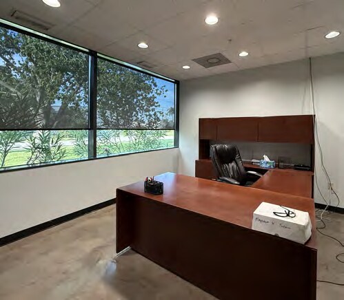More Photos Of 2050 Sunnydale Blvd W, Clearwater Manufacturing For Sale