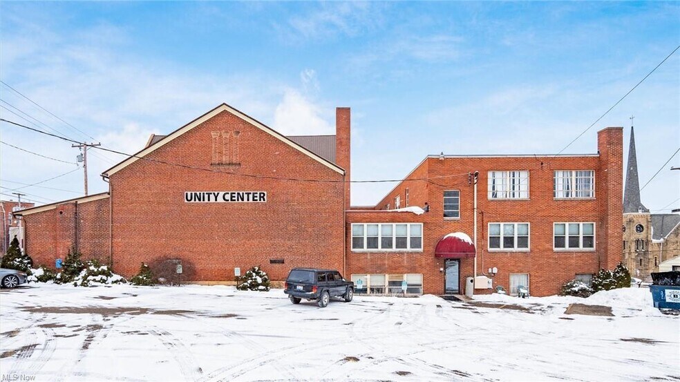 More Photos Of 130 N 7th St, Cambridge Religious Facility For Sale