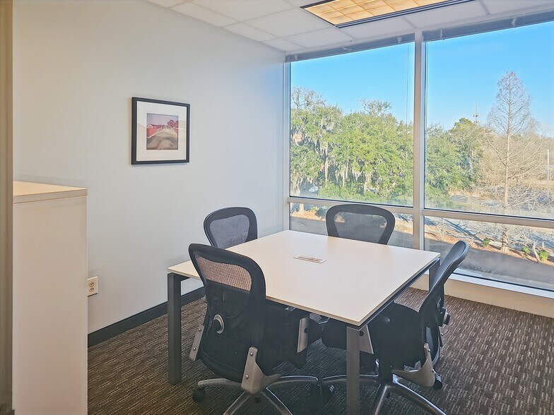 More Photos Of 4000 Faber Place Dr, North Charleston Coworking Space