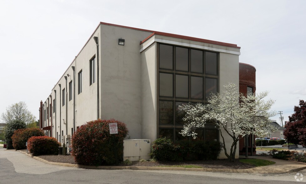 More Photos Of 500 Lafayette Blvd, Fredericksburg Office For Lease