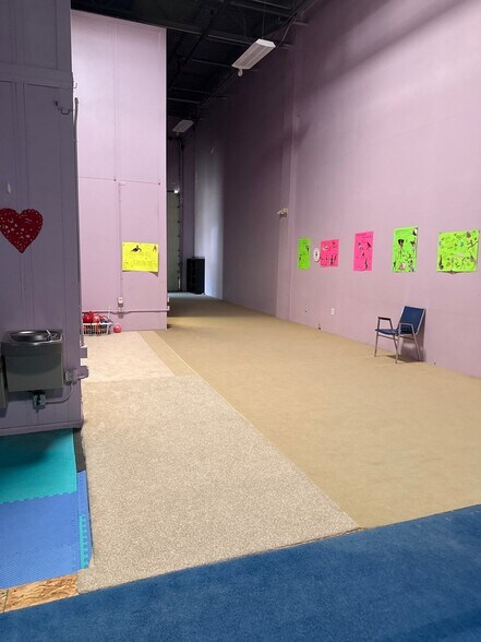 More Photos Of 7410 Coca Cola Dr, Hanover Research And Development For Lease