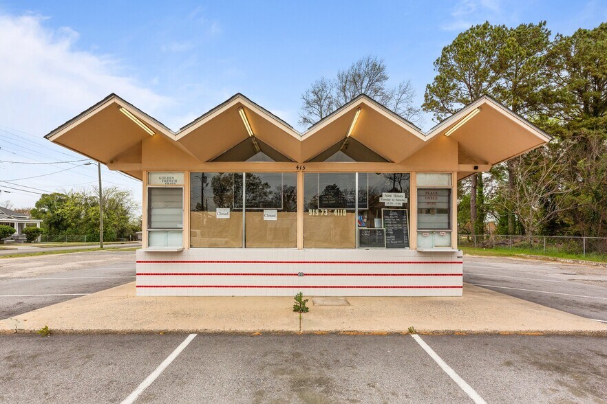 More Photos Of 415 S John St, Goldsboro Restaurant For Sale