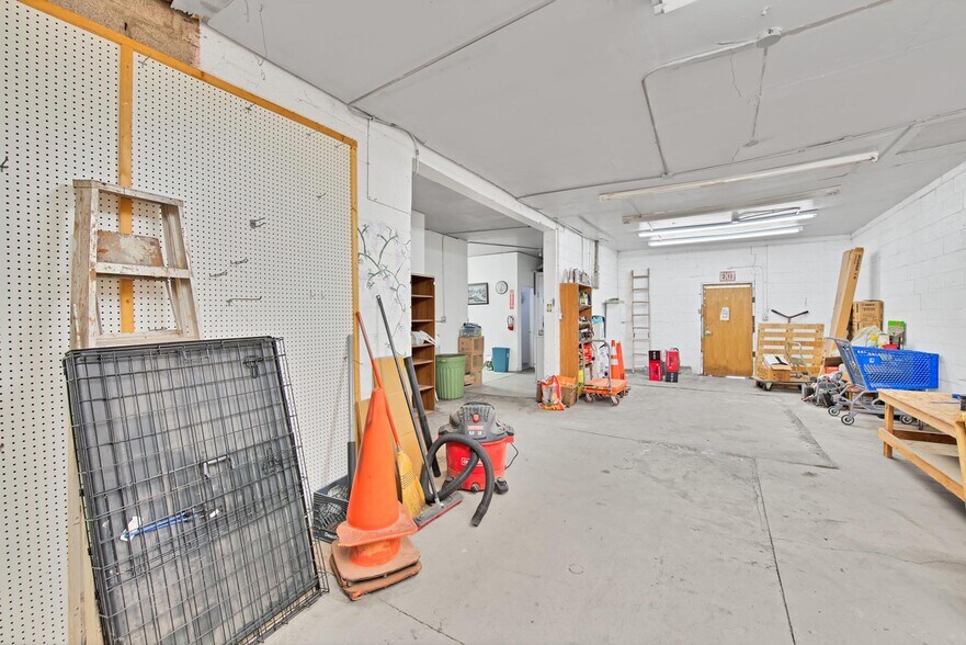 More Photos Of 220 E Aspen Ave, Fruita General Retail For Sale