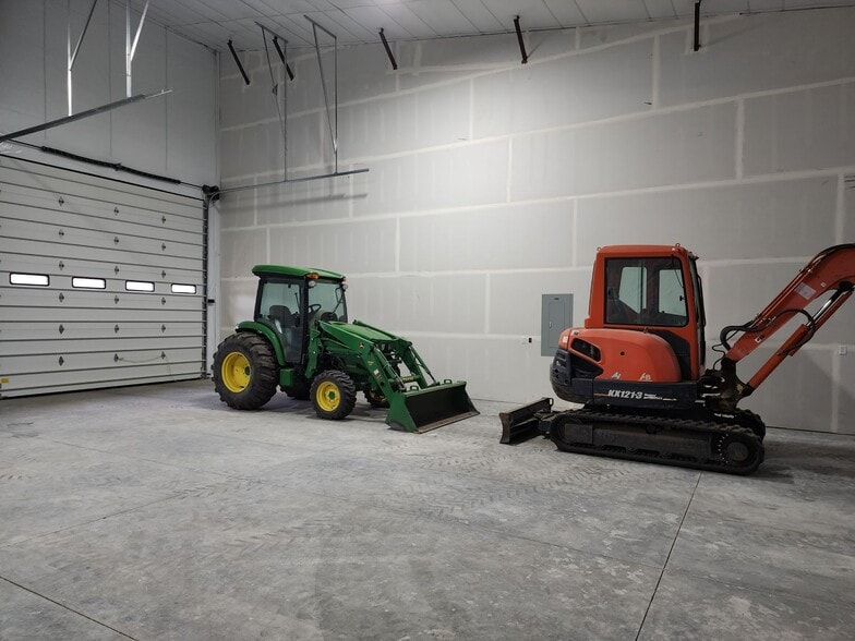 More Photos Of 13598 HWY 53 hwy, Rathdrum Light Distribution For Sale