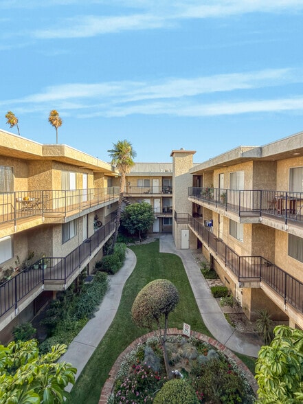 More Photos Of 2101 Vine St, Alhambra Apartments For Sale