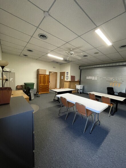 More Photos Of 1440 Waterville Monclova Rd, Waterville Office For Lease