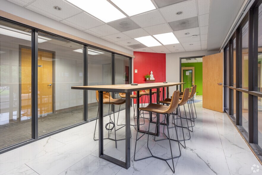 More Photos Of NEC Stone and Pennington, Tucson Office Residential For Lease