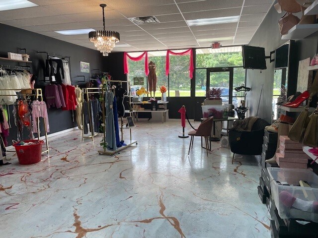 More Photos Of 11632-11660 Winnetka Ave N, Champlin General Retail For Sale