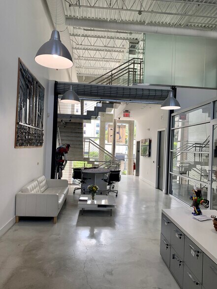 More Photos Of 7858 Turkey Lake Rd, Orlando Storefront Retail Office For Lease