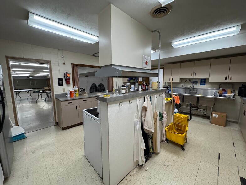 More Photos Of 2100 S 51st St, Omaha Religious Facility For Sale