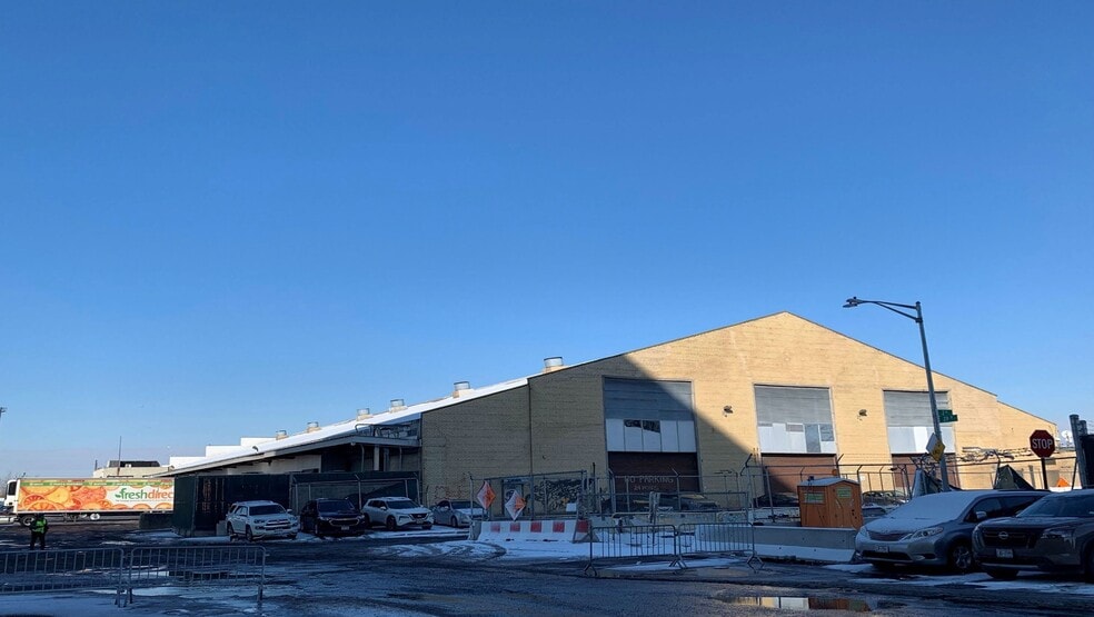 More Photos Of 9 29th St, Brooklyn Distribution For Lease