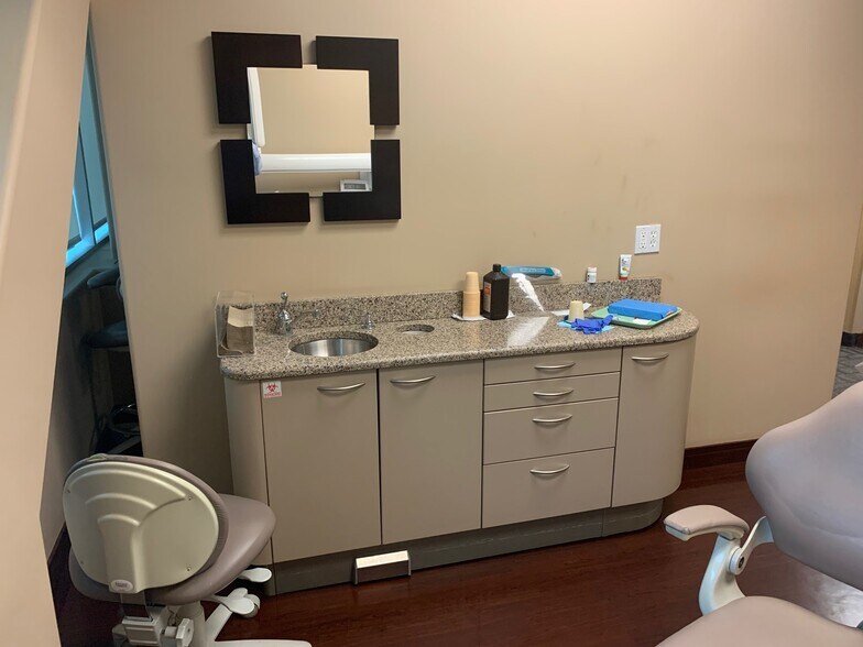 More Photos Of 2240 N Harbor Blvd, Fullerton Medical For Lease
