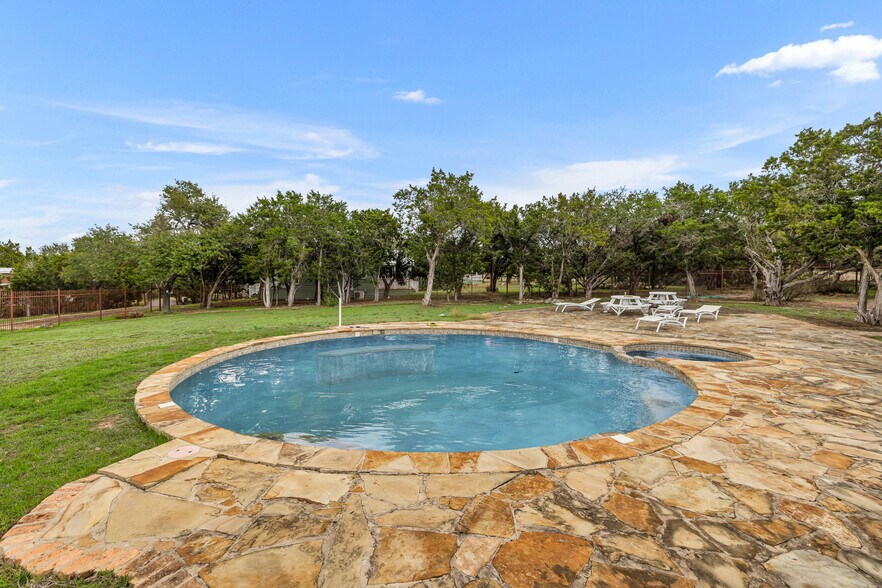 More Photos Of 251 Circle Dr, Wimberley Hospitality For Sale