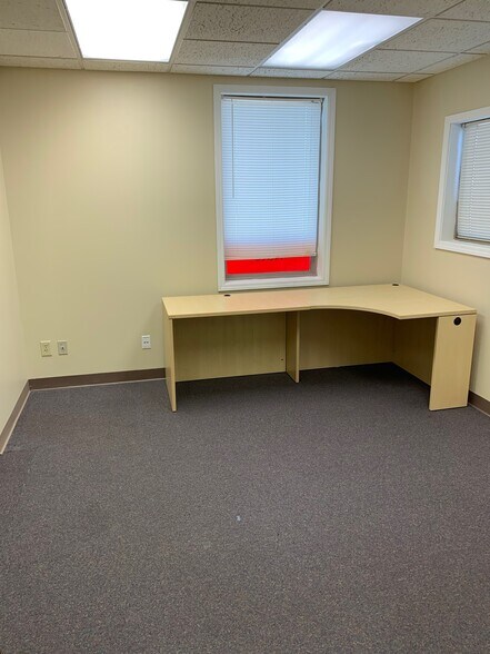 More Photos Of 349 W Washington St, Morgantown Medical For Lease