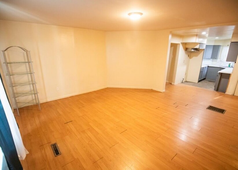 More Photos Of 1010 Kensington Ave, Buffalo Apartments For Sale