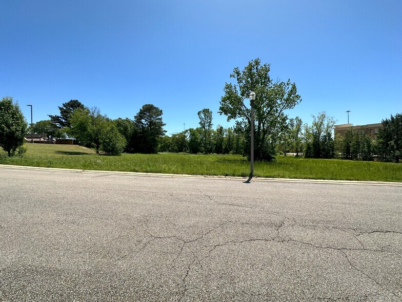 More Photos Of Coulter Drive, New Albany Land For Sale