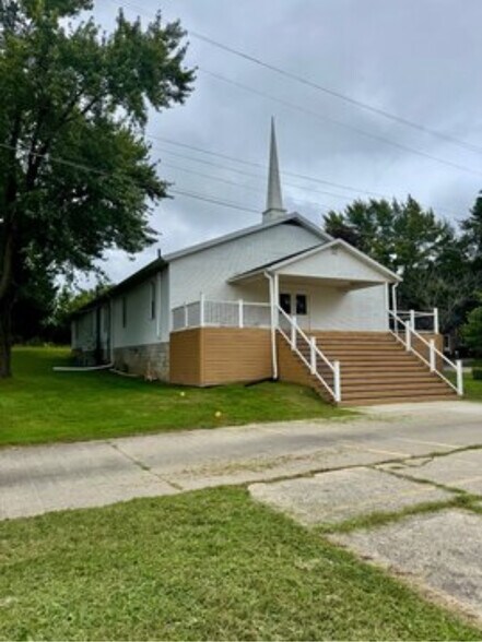 More Photos Of 115 S Pierce St, Crestline Religious Facility For Sale