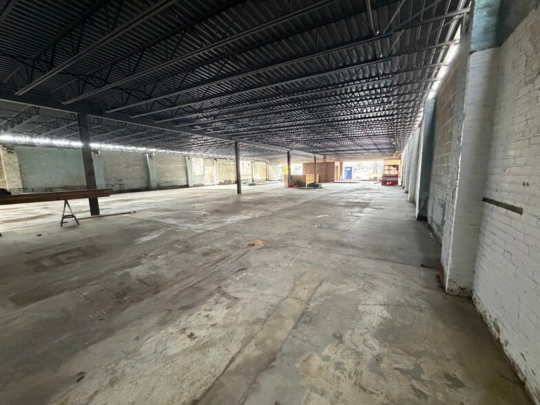 More Photos Of 11034 Clifton Blvd, Cleveland Storefront Retail Office For Lease