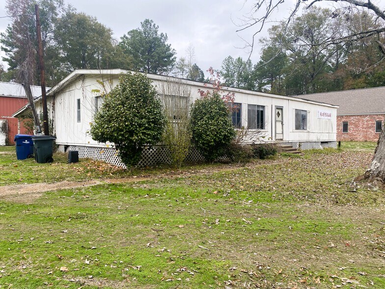 More Photos Of 308 Section Line Rd, Leesville Specialty For Sale