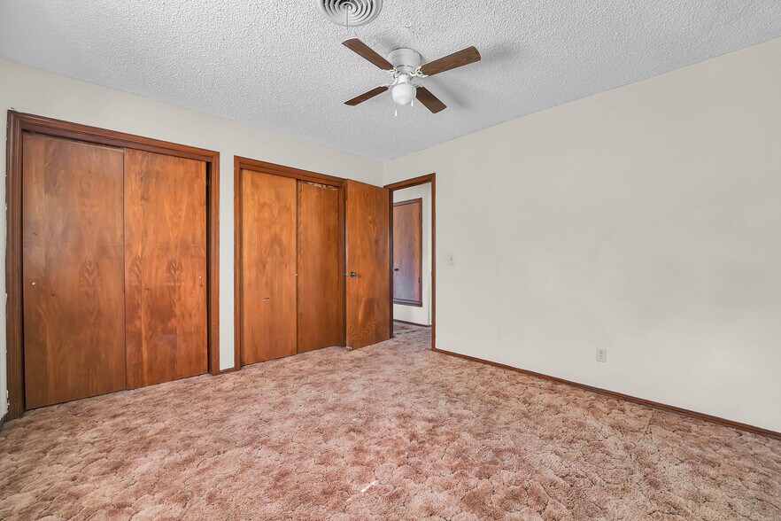 More Photos Of 418 N Electra St, Sayre Apartments For Sale