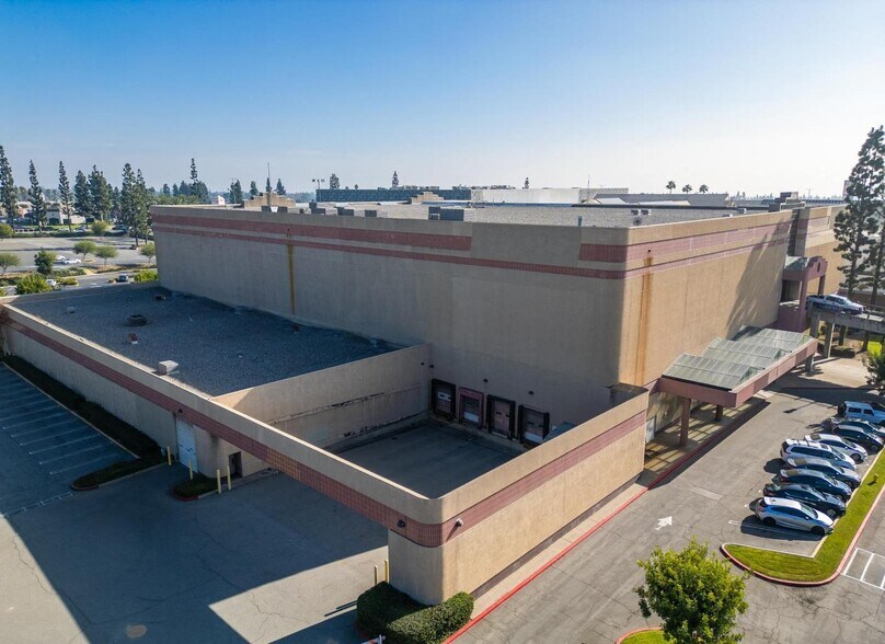 More Photos Of 5060 Montclair Plaza Ln, Montclair Unknown For Lease