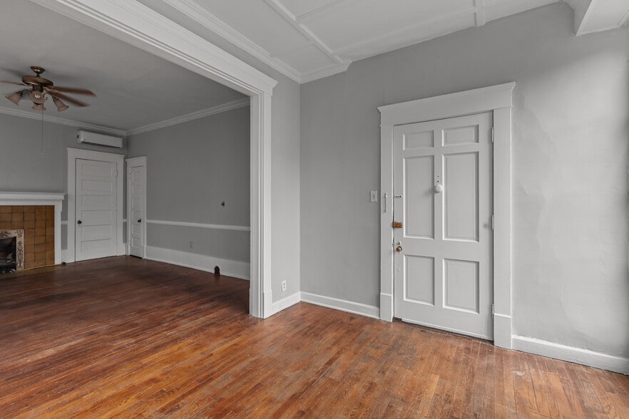 More Photos Of 514 Wapping St, Frankfort Apartments For Sale