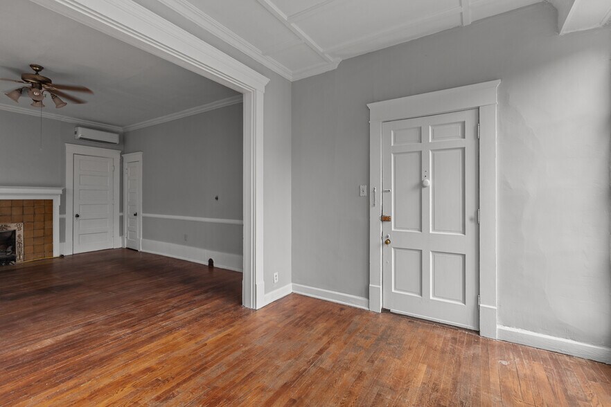 More Photos Of 514 Wapping St, Frankfort Multifamily For Sale