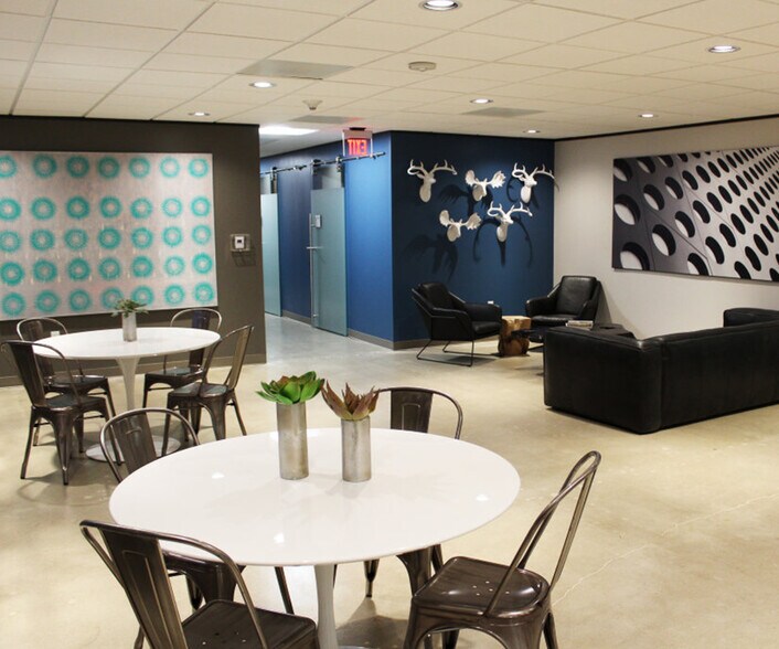 Primary Photo Of 2323 S Voss Rd, Houston Coworking Space