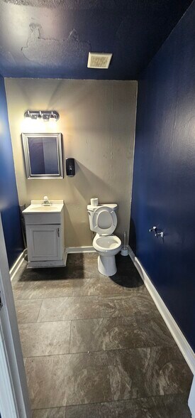 More Photos Of 2841 Virginia Beach Blvd, Virginia Beach Auto Repair For Sale