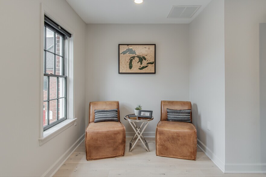 More Photos Of 129 W Patrick St, Frederick Office Residential For Lease
