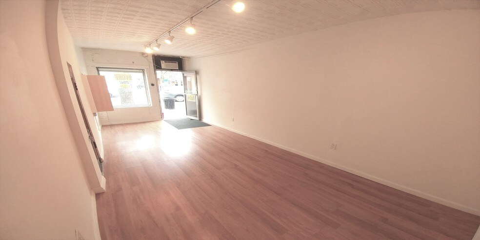 More Photos Of 304 Newark Ave, Jersey City Storefront Retail Office For Lease