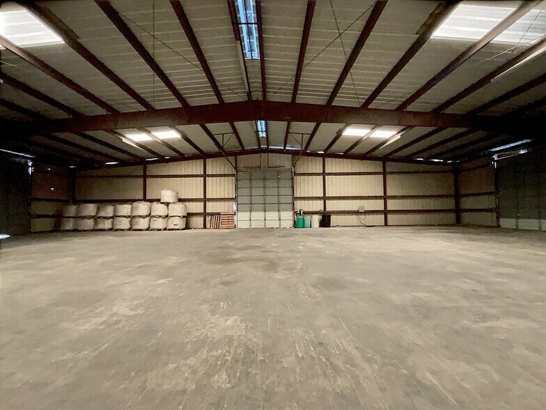 More Photos Of 201 Houston St, George West Warehouse For Lease
