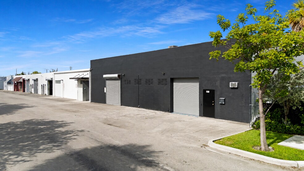 More Photos Of 837 NW 8th Ave, Fort Lauderdale Warehouse For Sale