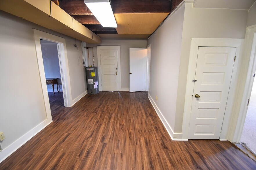More Photos Of 2606 8th St, Tuscaloosa Office For Sale