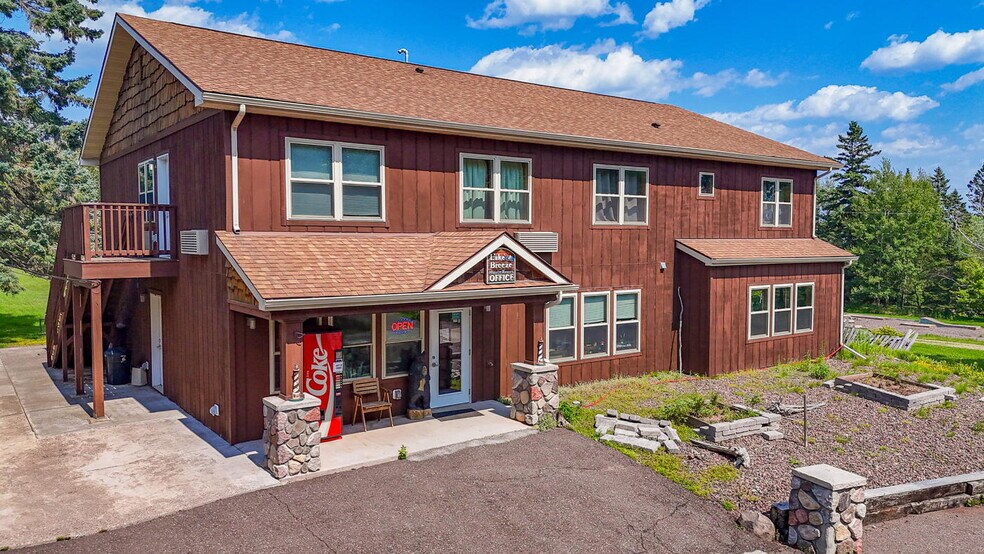 More Photos Of 9000 Congdon Blvd, Duluth Hotel For Sale
